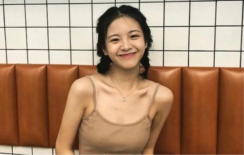 圈内爆料李庚希,揭秘娱乐圈不为人知的幕后故事 第1张 圈内爆料李庚希,揭秘娱乐圈不为人知的幕后故事 第1张